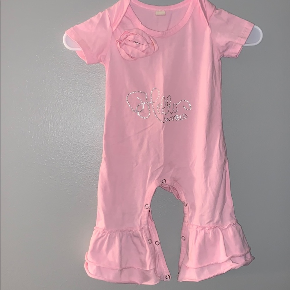4 Baby girl outfits